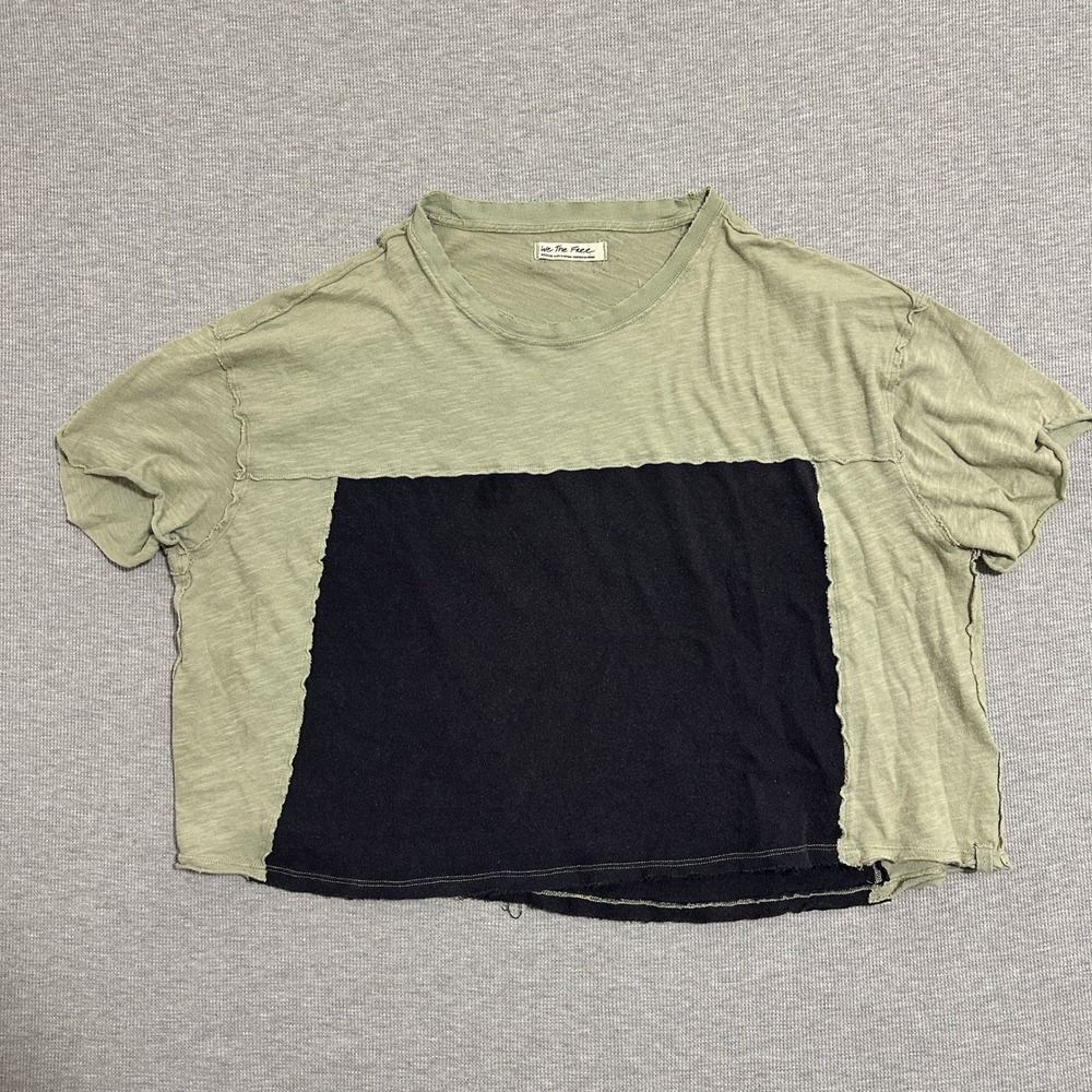 We The Free Free People Sage Green Black Colorblock Boxy Raw Hem Crop Tee Medium